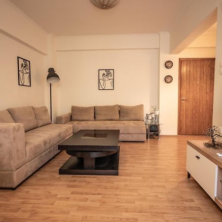 Appartement Central Escape à Kalamata Extérieur photo